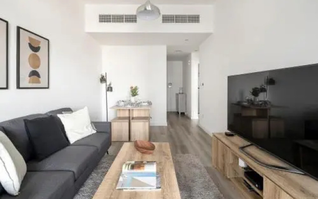 Marina Residence Tower B