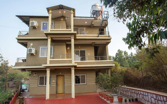 OYO 12935 Hotel Shrushti Inn
