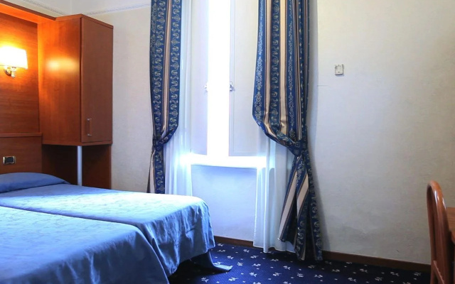 Hotel Harmony