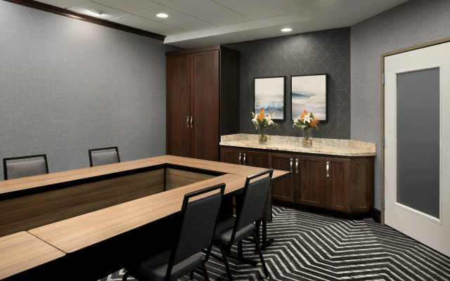 Homewood Suites by Hilton Lynnwood Seattle Everett, WA
