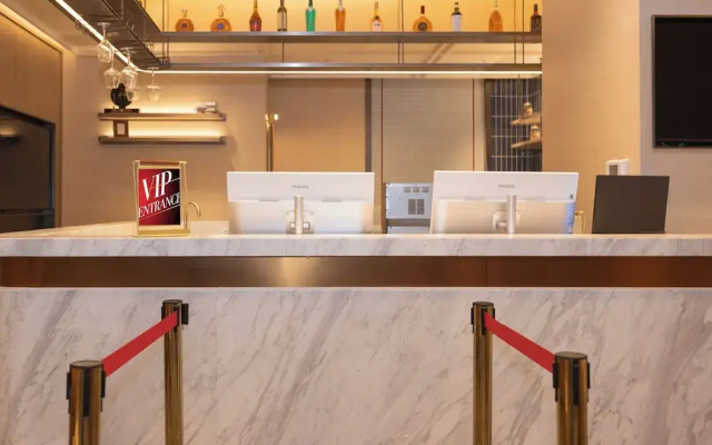 Licheng Platinum Hotel