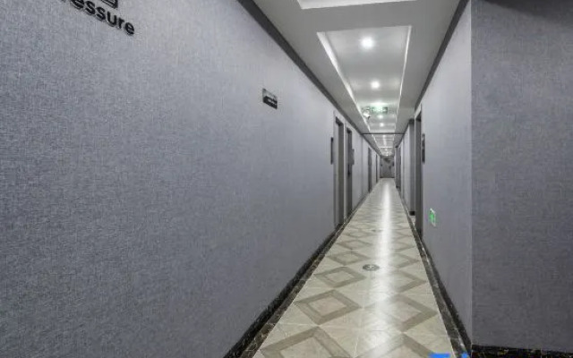 Yisu Qingju Hotel (Yuyao Wucaicheng Store)