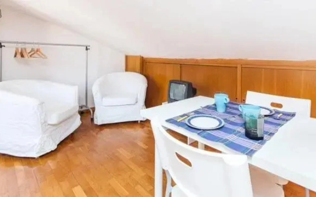 Romantica mansarda nel cuore di Roma