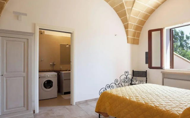 Villa Salentina With Garden And Pool