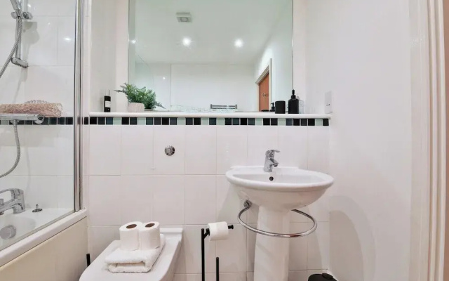 Just Stay Wales Beautiful 1 Bed Flat - Marina View