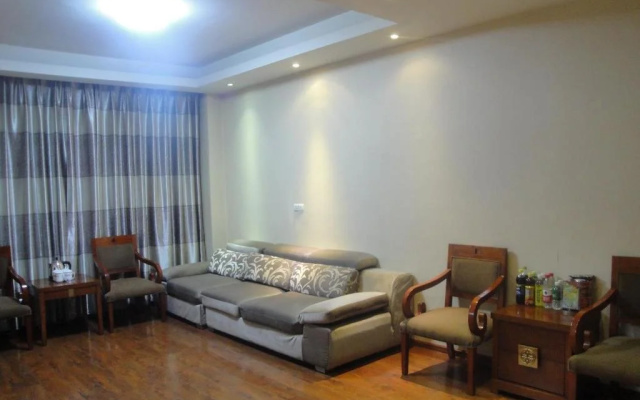 Mudanjiang Wan Zai Business Hotel