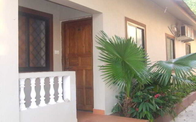 FabHotel Casa De Royale in Vagator, India from 43$, photos, reviews - zenhotels.com hotel front