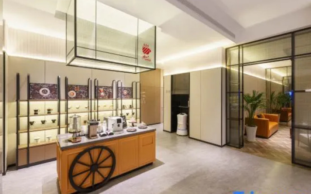 Homeinn Plus Hotel (Dalian Airport Wanda Plaza Branch)