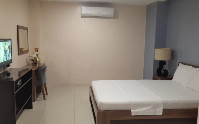 Ybc Grand Hotel