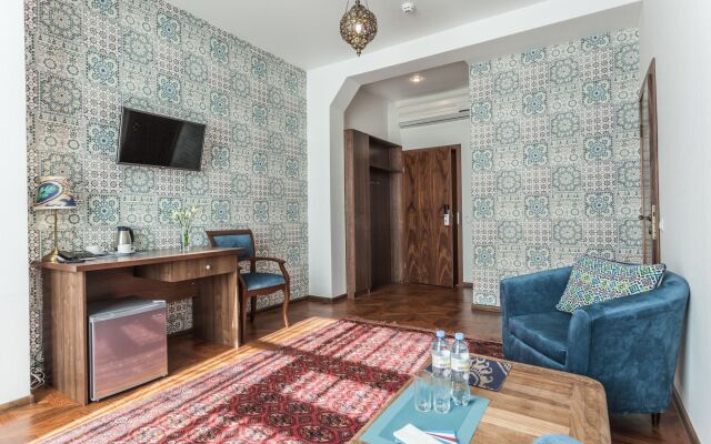 Гостиница Mini-hotel ''Silk Way'' в Санкт-Петербурге 7 отзывов об отеле, цены и фото номеров - забронировать гостиницу Mini-hotel ''Silk Way'' онлайн Санкт-Петербург комната для гостей