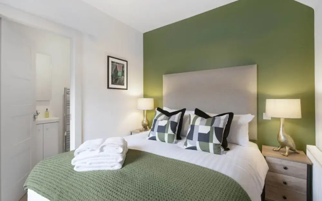 The Woodside Apartments