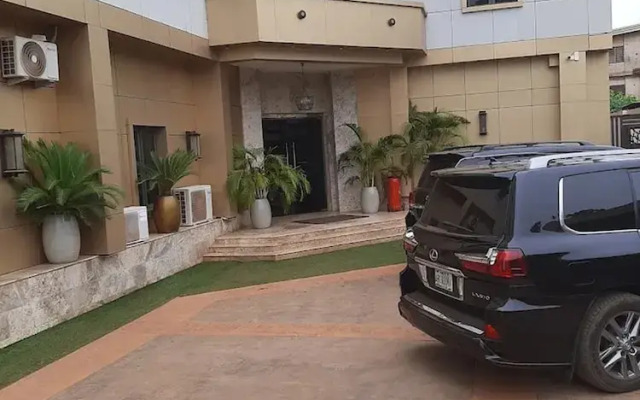 Pinnatech Suites Awka