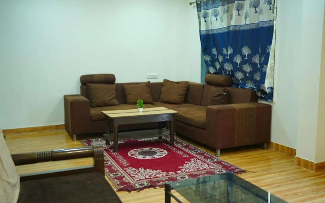 SWARAGAN HOLIDAYS VILLA 4 BHK AC LUXURY Room private pool