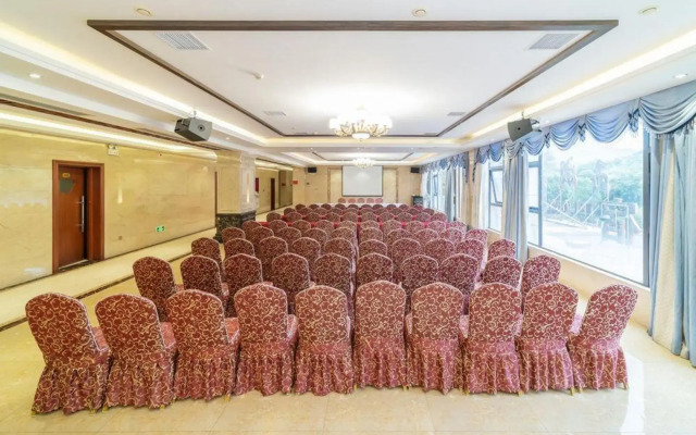 Yucheng Hotel