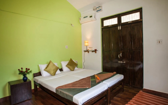 Reddy's Hotel