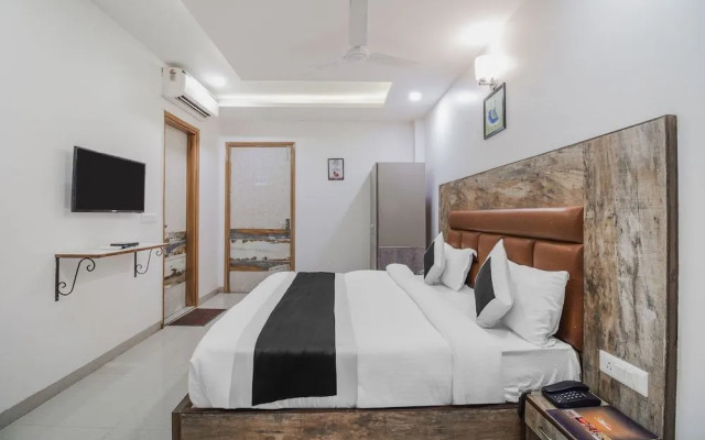 Gracious by Vishesh Hotels & Home Stay