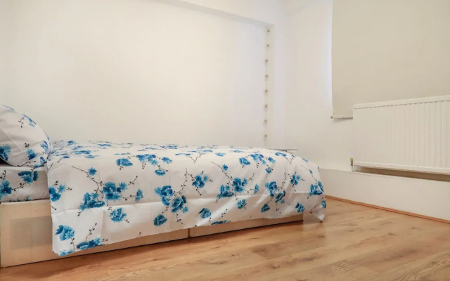Johnson House Deluxe Double Room