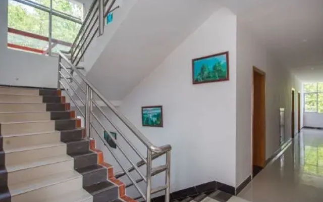 Changronglou Guesthouse