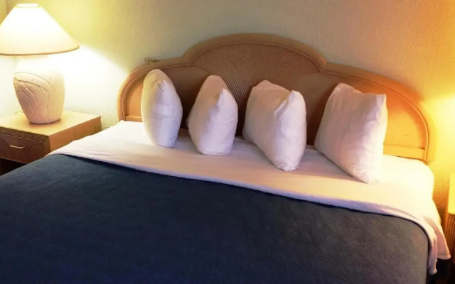 Cocoa Beach Suites