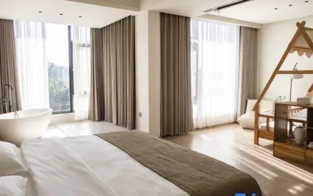 Qipan Homestay (Tiantai Great Waterfall)