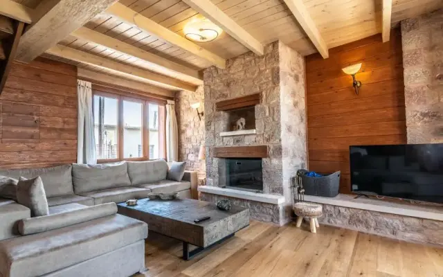 Kallisto Mountain House IV