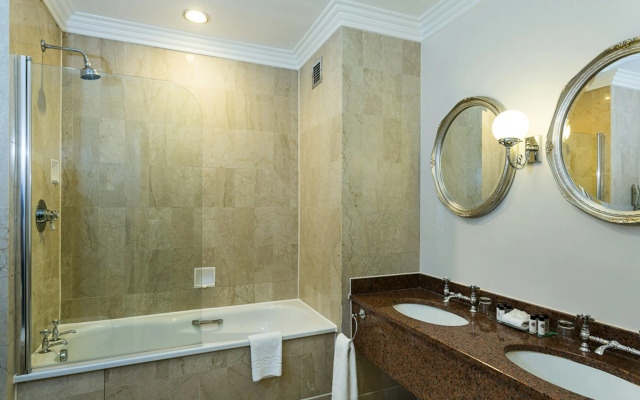 Down Hall Hotel