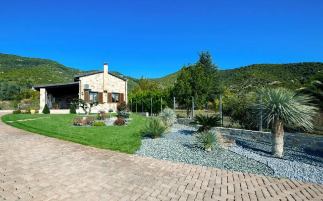 Pinelia Home