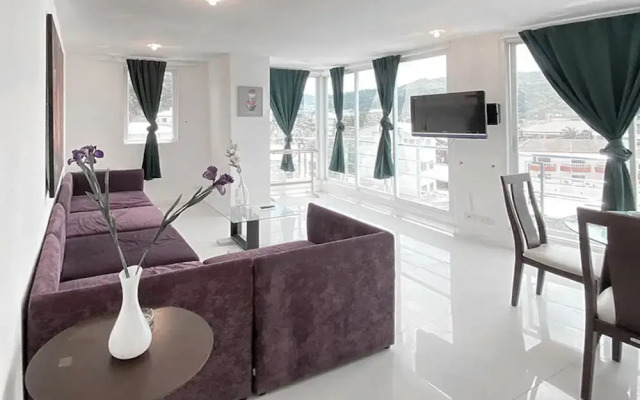 Roomquest Utopia Kata and Residence