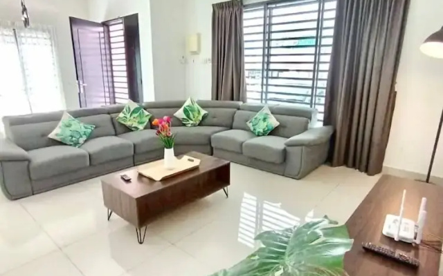 Tropical Livings Meru Ipoh Homestay
