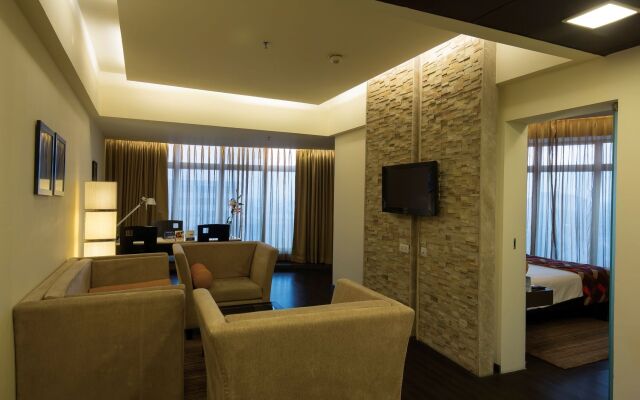 5 BY OYO Metropolitan
