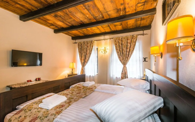 Casa Savri