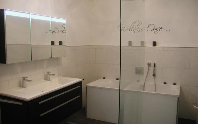 Lifestyle Beauty & Wellness