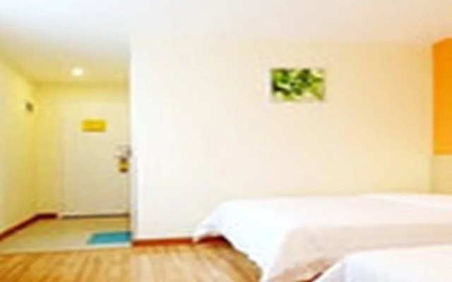 7Days Inn Foshan Tongji Bridge Tongji Road Subway Station
