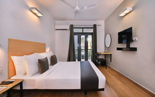 OYO Townhouse 256 Silver Palm Resort
