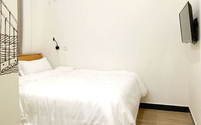 Meego Youth Hotel Shanghai Jingan