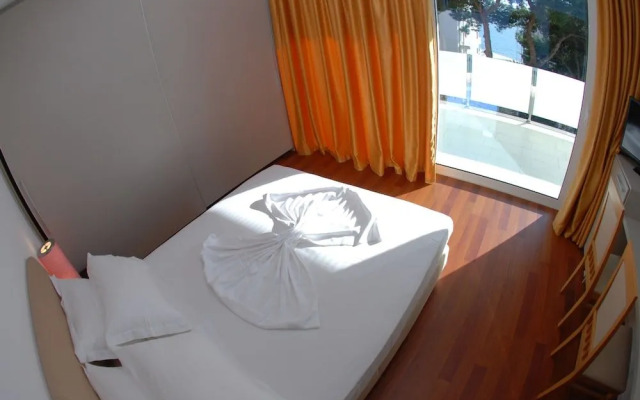 Sunset Aparthotel