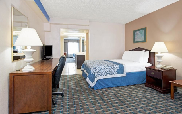 Days Inn St. Louis - Lindbergh Boulevard