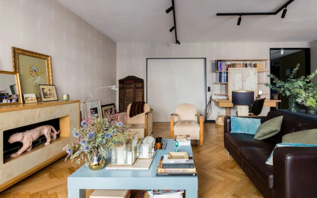 Bois de Boulogne Retreat