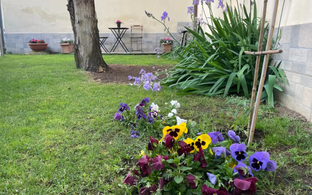 Tuscany style apt free parking 15 min from city center