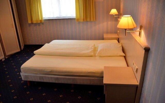Hotel Gleiss Вена комната для гостей