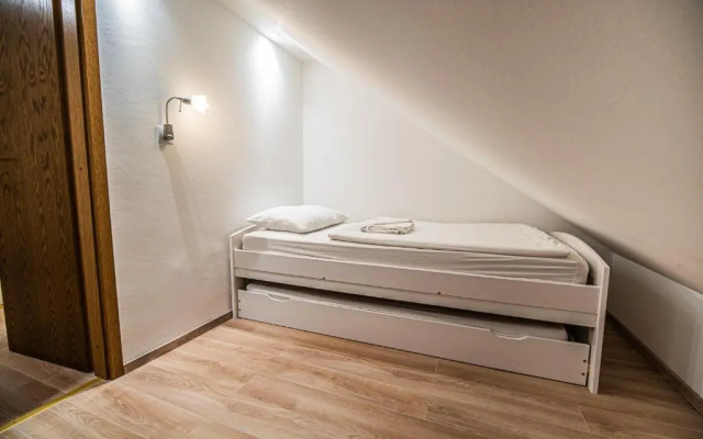 Guesthouse Lea Ki Dvor