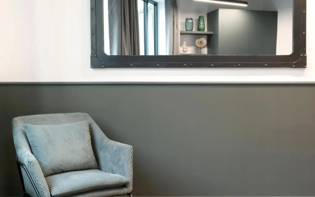 Luxury AC 3 Bedrooms Le Marais I by Livinparis