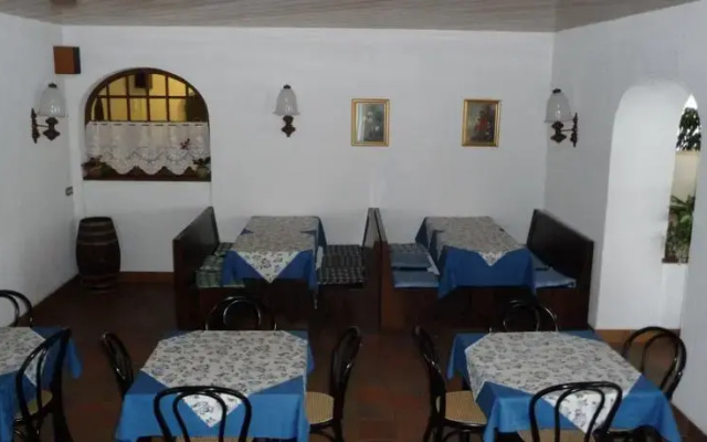 Hotel Alpino