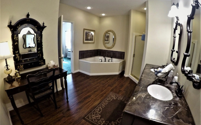 Bradford House Bed & Breakfast