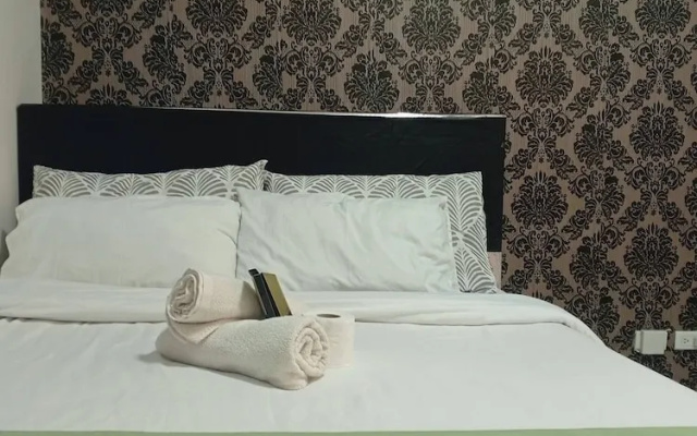 Grand Riviera Condotel Near St Lukes Medical Center
