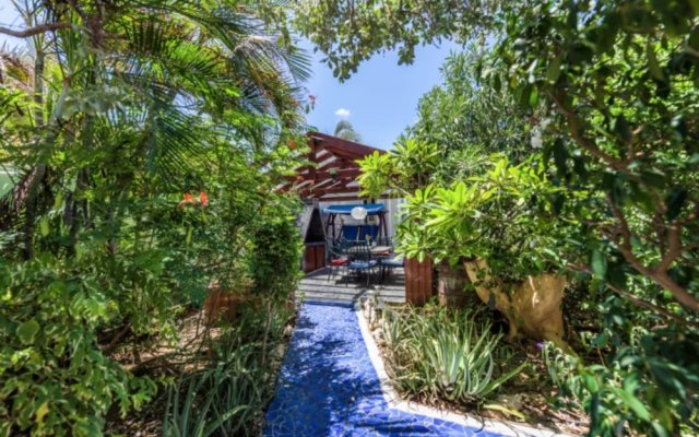 Sunflower Villa Studios by CMD in Palm Beach, Aruba from 821$, photos, reviews - zenhotels.com hotel front