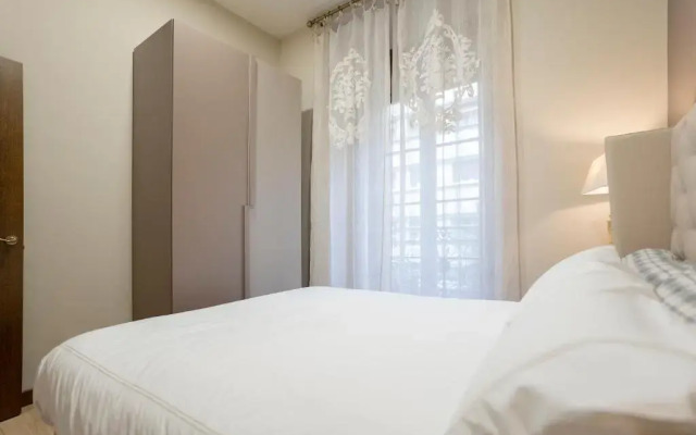 De La Guardia Suite 1