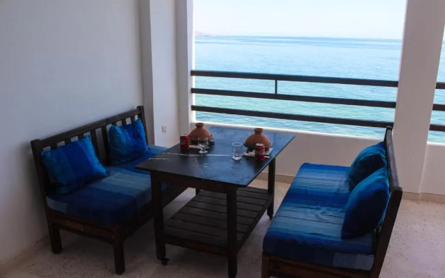 Aftas beach house