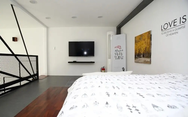Gapyeong 240st Pool Villa