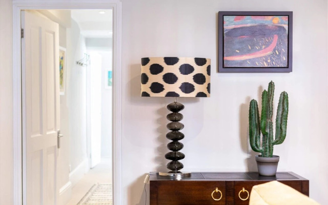 Wonderful Chelsea Apartment